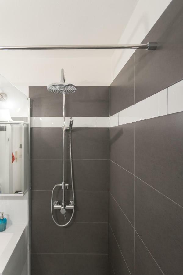 Spacious With Balcony * Wien